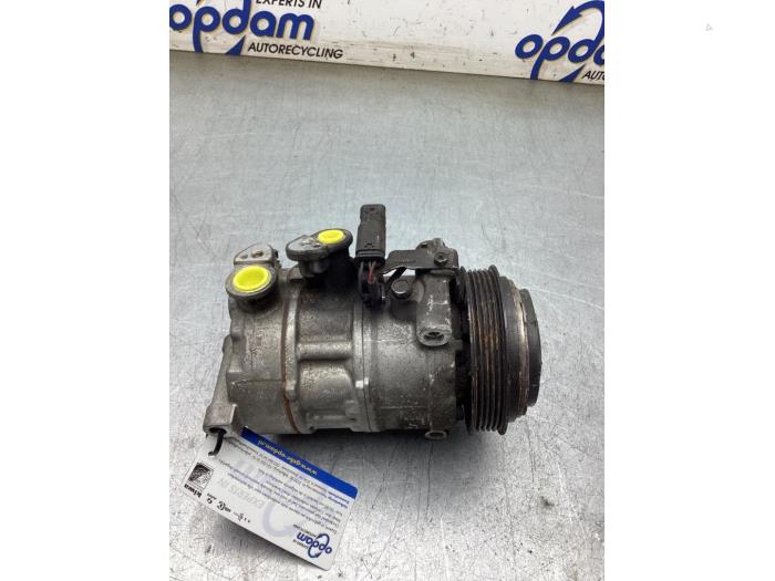 Gebruikte Aircopomp Mercedes E Estate (S213) E-220d 2.0 Turbo 16V Prijs € 150,00 Margeregeling aangeboden door Gebr Opdam B.V.