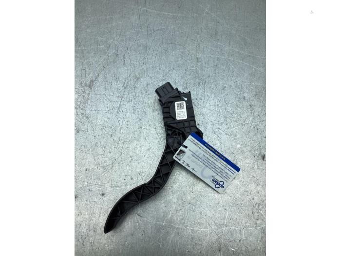 Gebruikte Sensor Gaspedaalpositie Seat Mii 1.0 12V Prijs € 30,00 Margeregeling aangeboden door Gebr Opdam B.V.