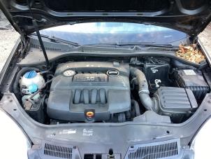 Gebruikte Versnellingsbak Volkswagen Golf V (1K1) 1.6 Prijs € 450,00 Margeregeling aangeboden door Gebr Opdam B.V.