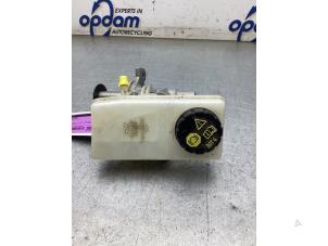 Gebruikte Hoofdremcilinder Seat Mii 1.0 12V Prijs € 50,00 Margeregeling aangeboden door Gebr Opdam B.V.