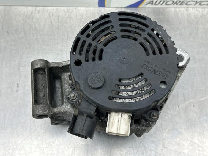 Dynamo van een Ford Focus 2 1.6 16V 2007