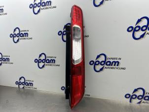 Gebruikte Achterlicht rechts Ford Focus 2 1.6 16V Prijs € 35,00 Margeregeling aangeboden door Gebr Opdam B.V.