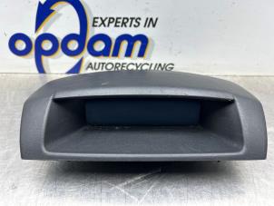 Gebruikte Display Interieur Peugeot Partner (GC/GF/GG/GJ/GK) 1.6 BlueHDI 75 Prijs € 50,00 Margeregeling aangeboden door Gebr Opdam B.V.