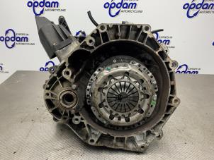 Gebruikte Versnellingsbak BMW Mini One/Cooper (R50) 1.6 16V One Prijs € 400,00 Margeregeling aangeboden door Gebr Opdam B.V.