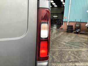 Gebruikte Achterlicht rechts Opel Vivaro 1.6 CDTI BiTurbo 120 Prijs € 70,00 Margeregeling aangeboden door Gebr Opdam B.V.