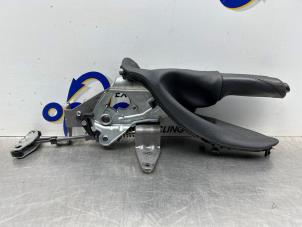 Gebruikte Handremhendel BMW 3 serie (F30) 320i 2.0 16V Prijs € 35,00 Margeregeling aangeboden door Gebr Opdam B.V.