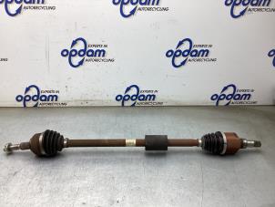 Gebruikte Aandrijfas rechts-voor Ford Puma 1.0 Ti-VCT EcoBoost mHEV 12V Prijs € 150,00 Margeregeling aangeboden door Gebr Opdam B.V.