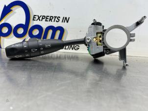 Gebruikte Licht + Raw Schakelaar Mercedes B (W245) 1.7 B-180 16V Prijs € 70,00 Margeregeling aangeboden door Gebr Opdam B.V.