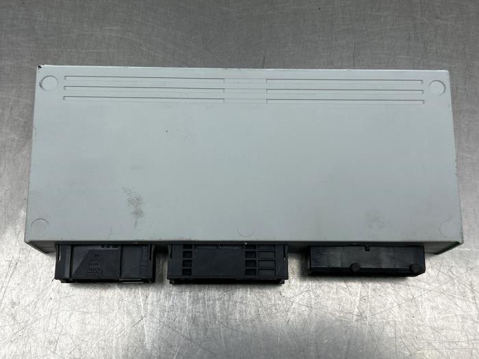 Gebruikte Bodycontrol Module BMW 3 serie Compact (E46/5) 316ti 16V Prijs € 60,00 Margeregeling aangeboden door Gebr Opdam B.V.