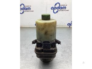 Gebruikte Pomp Servo Seat Ibiza III (6L1) 1.4 TDI 80 Prijs € 100,00 Margeregeling aangeboden door Gebr Opdam B.V.