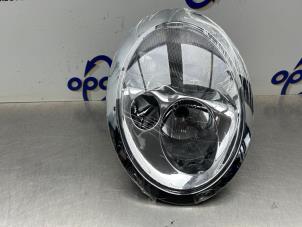 Gebruikte Koplamp rechts BMW Mini One/Cooper (R50) Prijs € 60,00 Margeregeling aangeboden door Gebr Opdam B.V.