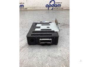 Gebruikte Bodycontrol Module Kia Sportage (SL) 2.0 CVVT 16V 4x4 Prijs € 100,00 Margeregeling aangeboden door Gebr Opdam B.V.