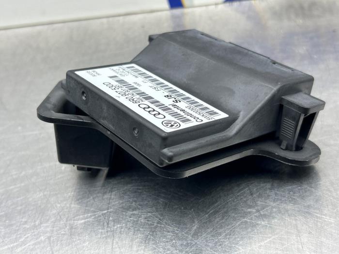 Gateway module van een Skoda Fabia II Combi 1.2 TDI 12V Greenline 2012