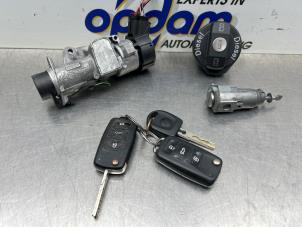 Gebruikte Slotenset Cilinder (compleet) Skoda Fabia II Combi 1.2 TDI 12V Greenline Prijs € 100,00 Margeregeling aangeboden door Gebr Opdam B.V.