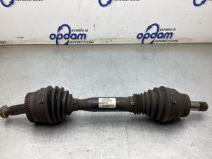 Gebruikte Steekas links-voor Landrover Range Rover III (LM) 4.4 V8 32V Prijs € 125,00 Margeregeling aangeboden door Gebr Opdam B.V.