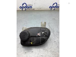 Gebruikte Expansievat Mercedes Vito Mixto (447.7) 2.2 119 CDI 16V BlueTEC Prijs € 30,00 Margeregeling aangeboden door Gebr Opdam B.V.