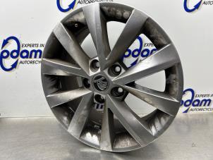 Gebruikte Velg Skoda Octavia Combi (5EAC) 1.0 TSI 12V Prijs € 60,00 Margeregeling aangeboden door Gebr Opdam B.V.