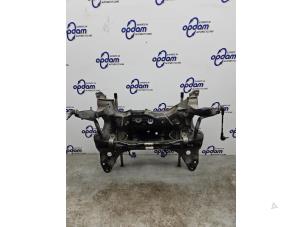 Gebruikte Subframe Volvo XC40 (XZ) 1.5 T5 Plug-in Hybrid 16V Prijs € 450,00 Margeregeling aangeboden door Gebr Opdam B.V.