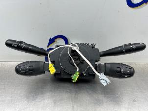 Gebruikte Combischakelaar Stuurkolom Citroen Xsara Picasso (CH) 1.8 16V Prijs € 200,00 Margeregeling aangeboden door Gebr Opdam B.V.