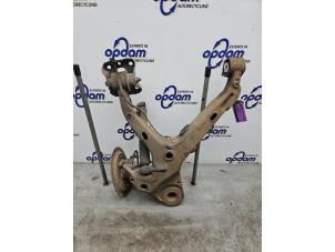 Gebruikte Draagarm rechts-achter Citroen Jumpy 2.0 Blue HDI 120 Prijs € 150,00 Margeregeling aangeboden door Gebr Opdam B.V.