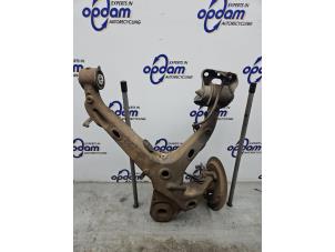 Gebruikte Draagarm links-achter Citroen Jumpy 2.0 Blue HDI 120 Prijs € 150,00 Margeregeling aangeboden door Gebr Opdam B.V.