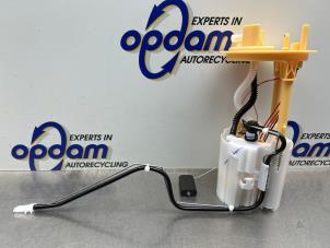 Nieuwe Tank element Pomp Mercedes Sprinter Prijs € 250,00 Inclusief btw aangeboden door Gebr Opdam B.V.