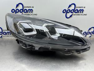 Gebruikte Koplamp rechts Ford Kuga III (DFK) 2.5 PHEV 16V Prijs € 499,00 Margeregeling aangeboden door Gebr Opdam B.V.