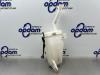 Nissan Micra (K13) 1.2 12V DIG-S Ruitensproeiertank voor