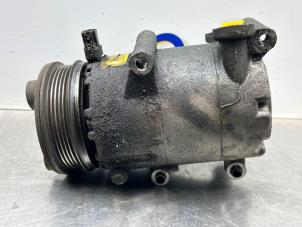 Gebruikte Aircopomp Ford Focus 2 2.0 16V Prijs € 100,00 Margeregeling aangeboden door Gebr Opdam B.V.