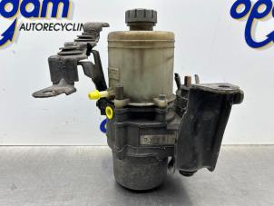 Gebruikte Stuurbekrachtiging Pomp Volkswagen Fox (5Z) 1.4 16V Prijs € 225,00 Margeregeling aangeboden door Gebr Opdam B.V.