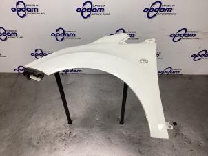 Gebruikte Scherm links-voor Ford Ka II 1.2 Prijs € 125,00 Margeregeling aangeboden door Gebr Opdam B.V.