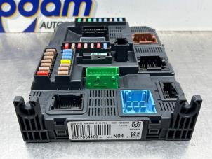 Gebruikte Zekeringkast Peugeot 308 SW (L4/L9/LC/LJ/LR) 1.6 BlueHDi 120 Prijs € 100,00 Margeregeling aangeboden door Gebr Opdam B.V.