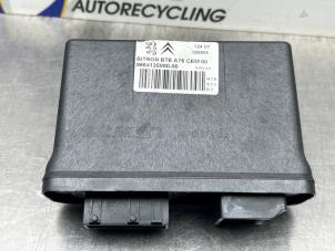 Gebruikte Computer cabriokap Peugeot 207 CC (WB) 1.6 16V Prijs € 150,00 Margeregeling aangeboden door Gebr Opdam B.V.