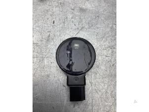 Gebruikte Sensor regen Ford Mondeo V Wagon 1.5 EcoBoost 16V Prijs € 20,00 Margeregeling aangeboden door Gebr Opdam B.V.