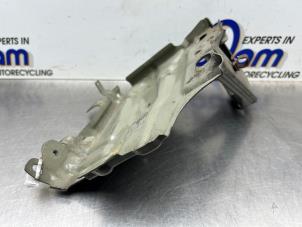 Gebruikte Accubak Peugeot 108 1.2 VTi 12V Prijs € 30,00 Margeregeling aangeboden door Gebr Opdam B.V.