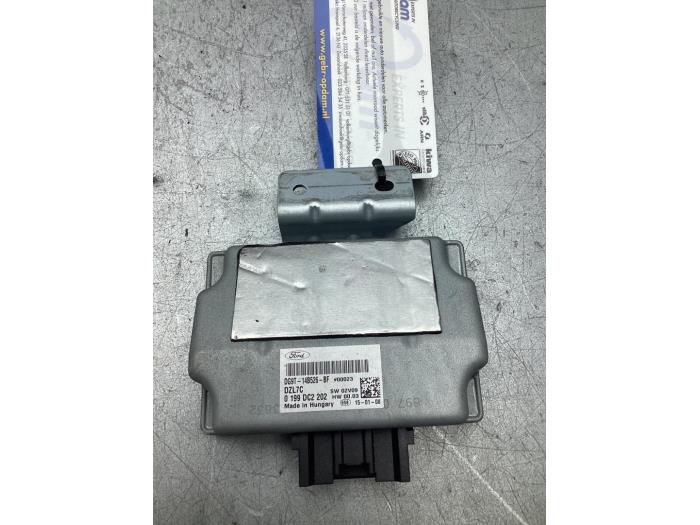Gebruikte Start/Stop computer Ford Mondeo V Wagon 1.5 EcoBoost 16V Prijs € 100,00 Margeregeling aangeboden door Gebr Opdam B.V.