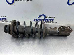 Gebruikte Schokdemperpoot links-voor Kia Picanto (BA) 1.1 12V Prijs € 50,00 Margeregeling aangeboden door Gebr Opdam B.V.