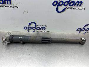 Gebruikte Schokdemper links-achter Seat Ibiza V (KJB) 1.0 TSI 12V Prijs € 30,00 Margeregeling aangeboden door Gebr Opdam B.V.