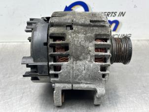 Gebruikte Dynamo Volkswagen Golf VII (AUA) 1.6 TDI 16V Prijs € 125,00 Margeregeling aangeboden door Gebr Opdam B.V.