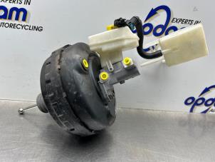 Gebruikte Rembooster Opel Zafira Tourer (P12) 1.4 Turbo 16V Ecotec Prijs € 150,00 Margeregeling aangeboden door Gebr Opdam B.V.