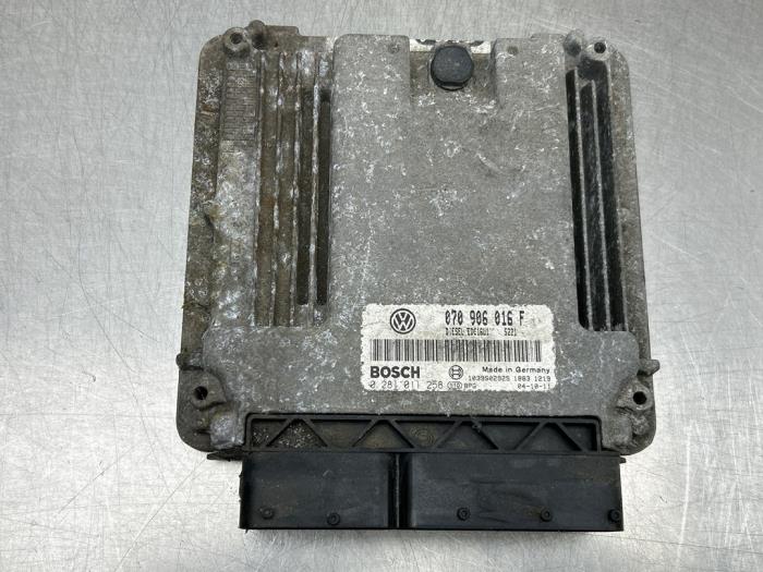 Gebruikte Computer Motormanagement Volkswagen Touareg (7LA/7L6) 2.5 TDI R5 Prijs € 225,00 Margeregeling aangeboden door Gebr Opdam B.V.