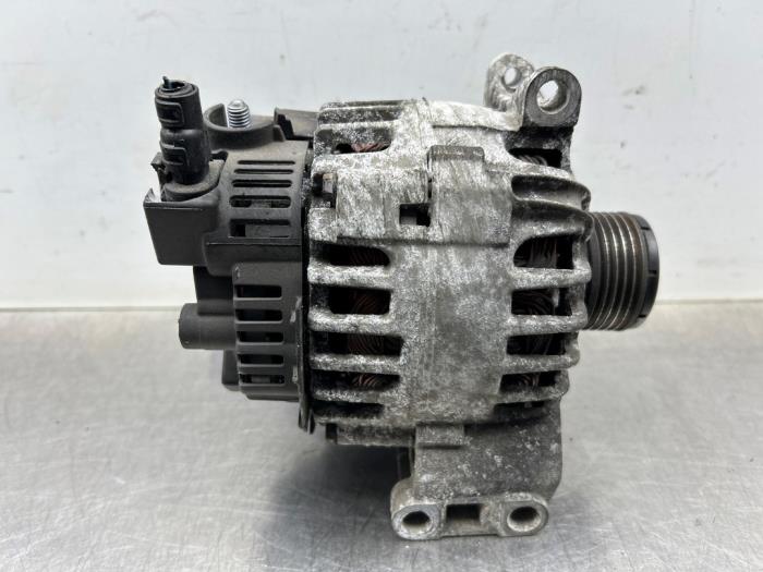 Gebruikte Alternator Mercedes B (W245) 1.7 B-170 16V Prijs € 75,00 Margeregeling aangeboden door Gebr Opdam B.V.