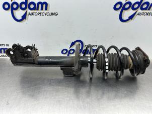 Gebruikte Mac Phersonpoot rechts-voor Mercedes B (W245) 1.7 B-170 16V Prijs € 75,00 Margeregeling aangeboden door Gebr Opdam B.V.