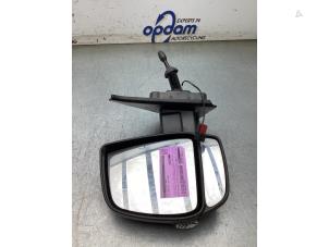 Gebruikte Buitenspiegel links Fiat Doblo Cargo (263) 1.3 D Multijet Prijs € 100,00 Margeregeling aangeboden door Gebr Opdam B.V.