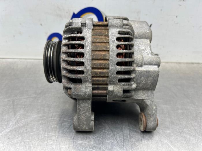Gebruikte Dynamo Renault Clio II (BB/CB) 1.2 Prijs € 50,00 Margeregeling aangeboden door Gebr Opdam B.V.