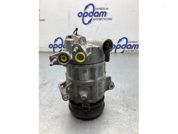 Gebruikte Aircopomp Ford Fiesta 7 1.0 EcoBoost 12V 100 Prijs € 150,00 Margeregeling aangeboden door Gebr Opdam B.V.