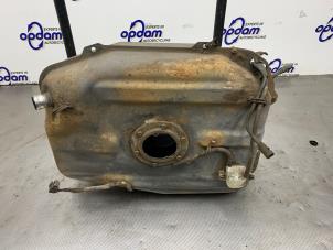 Gebruikte Brandstoftank Opel Agila (A) 1.2 16V Prijs € 75,00 Margeregeling aangeboden door Gebr Opdam B.V.