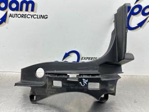 Gebruikte Bumpersteun links-achter Peugeot 3008 I (0U/HU) 1.6 VTI 16V Prijs € 25,00 Margeregeling aangeboden door Gebr Opdam B.V.