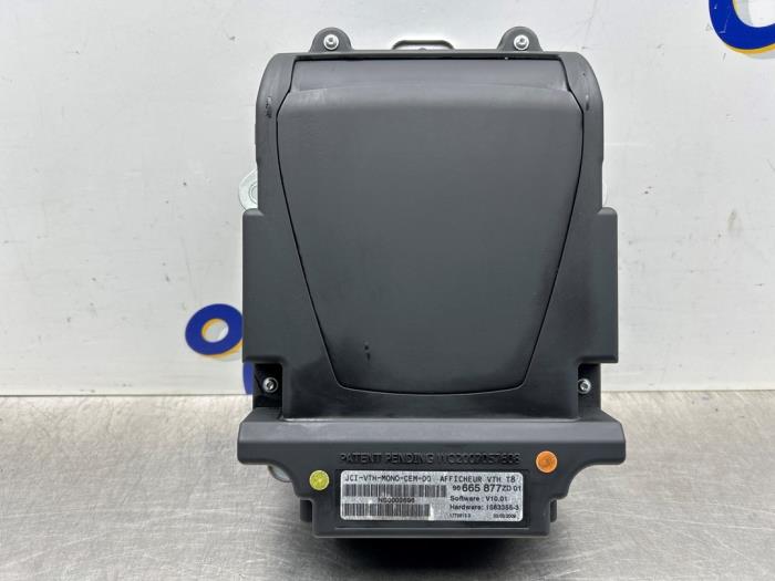 Gebruikte Head-up display Peugeot 3008 I (0U/HU) 1.6 VTI 16V Prijs € 200,00 Margeregeling aangeboden door Gebr Opdam B.V.