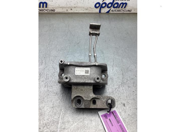 Gebruikte Motorrubber Seat Ibiza V (KJB) 1.5 TSI Evo 16V Prijs € 35,00 Margeregeling aangeboden door Gebr Opdam B.V.